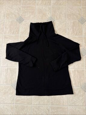 32 Degrees Scuba Neck Top
